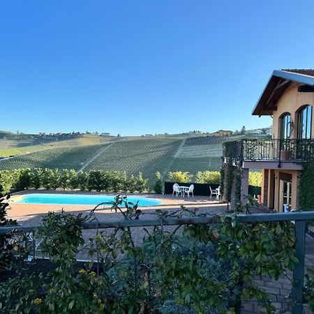 Panoramic Villa Garassino - Country Rooms And Fine Restaurant Treiso Dış mekan fotoğraf