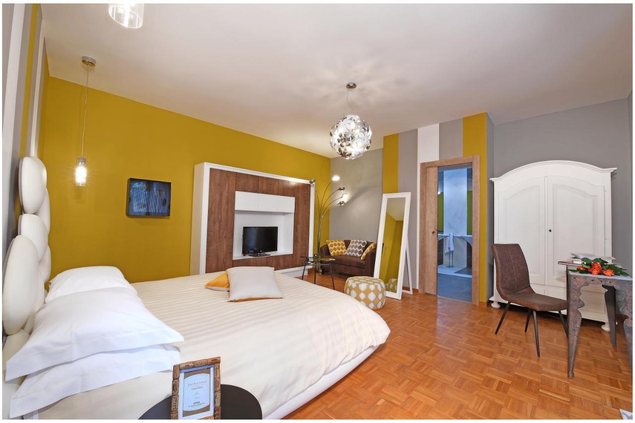 Panoramic Villa Garassino - Country Rooms And Fine Restaurant Treiso Dış mekan fotoğraf