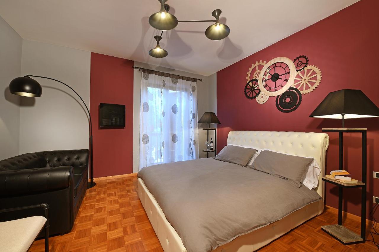 Panoramic Villa Garassino - Country Rooms And Fine Restaurant Treiso Dış mekan fotoğraf