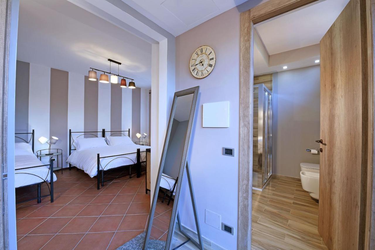 Panoramic Villa Garassino - Country Rooms And Fine Restaurant Treiso Dış mekan fotoğraf